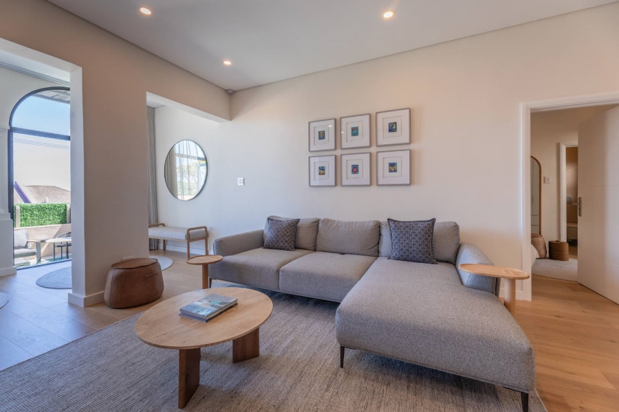 To Let 2 Bedroom Property for Rent in Sea Point Western Cape
